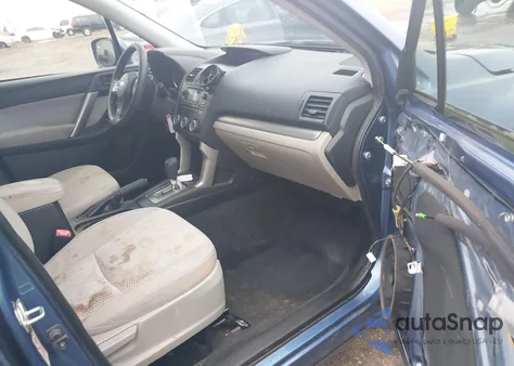 2015 Subaru Forester 2.5I Premium из США, поврежденный, VIN JF2SJADC4FH548966